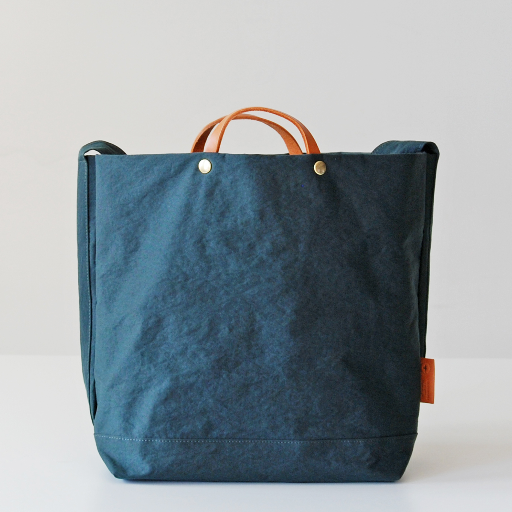 News paper tote | TUTUMU Official